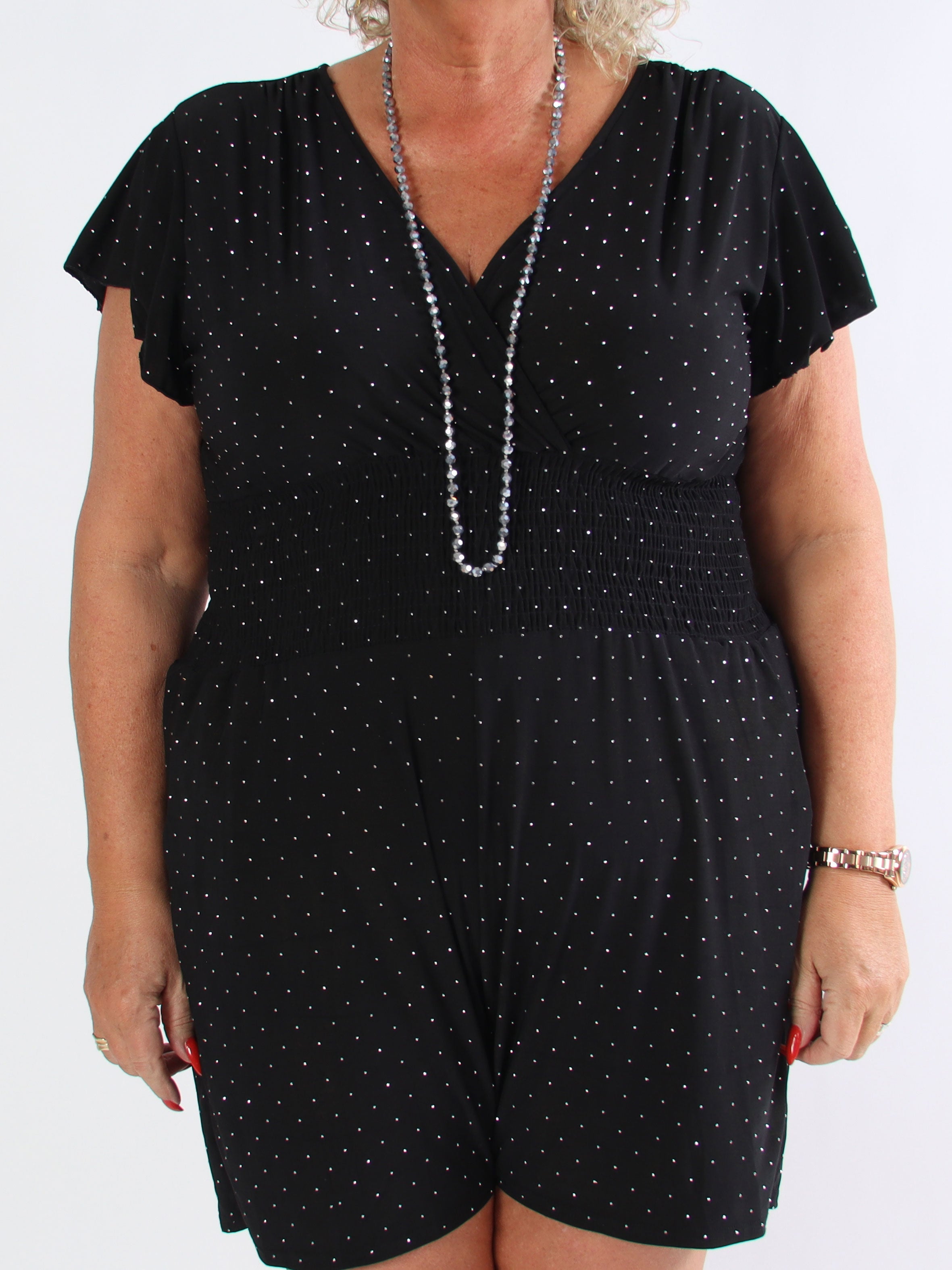 Pams Crystal Playsuit - Elastisk jumpsuit i plusstorlek med formgjutning